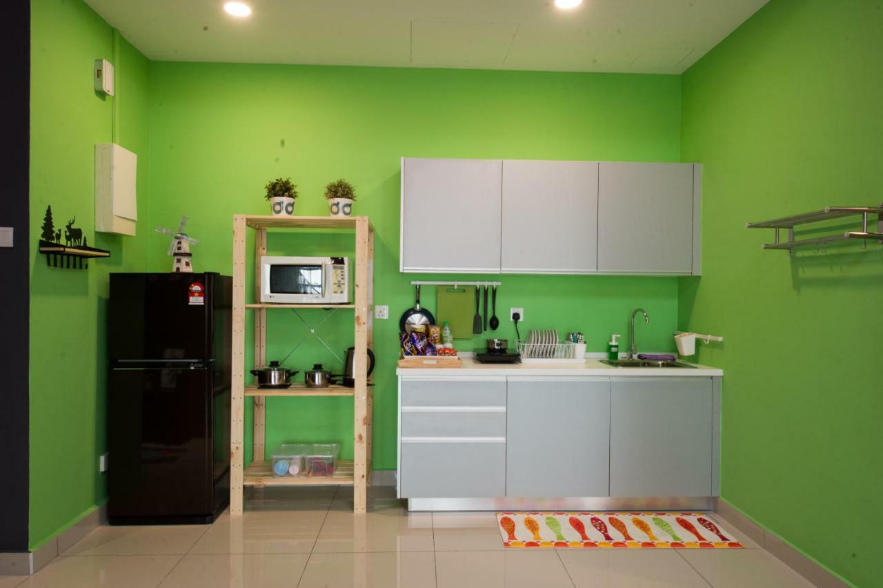 Austin 18 Ikea - Aeon Lägenhet Johor Bahru Exteriör bild